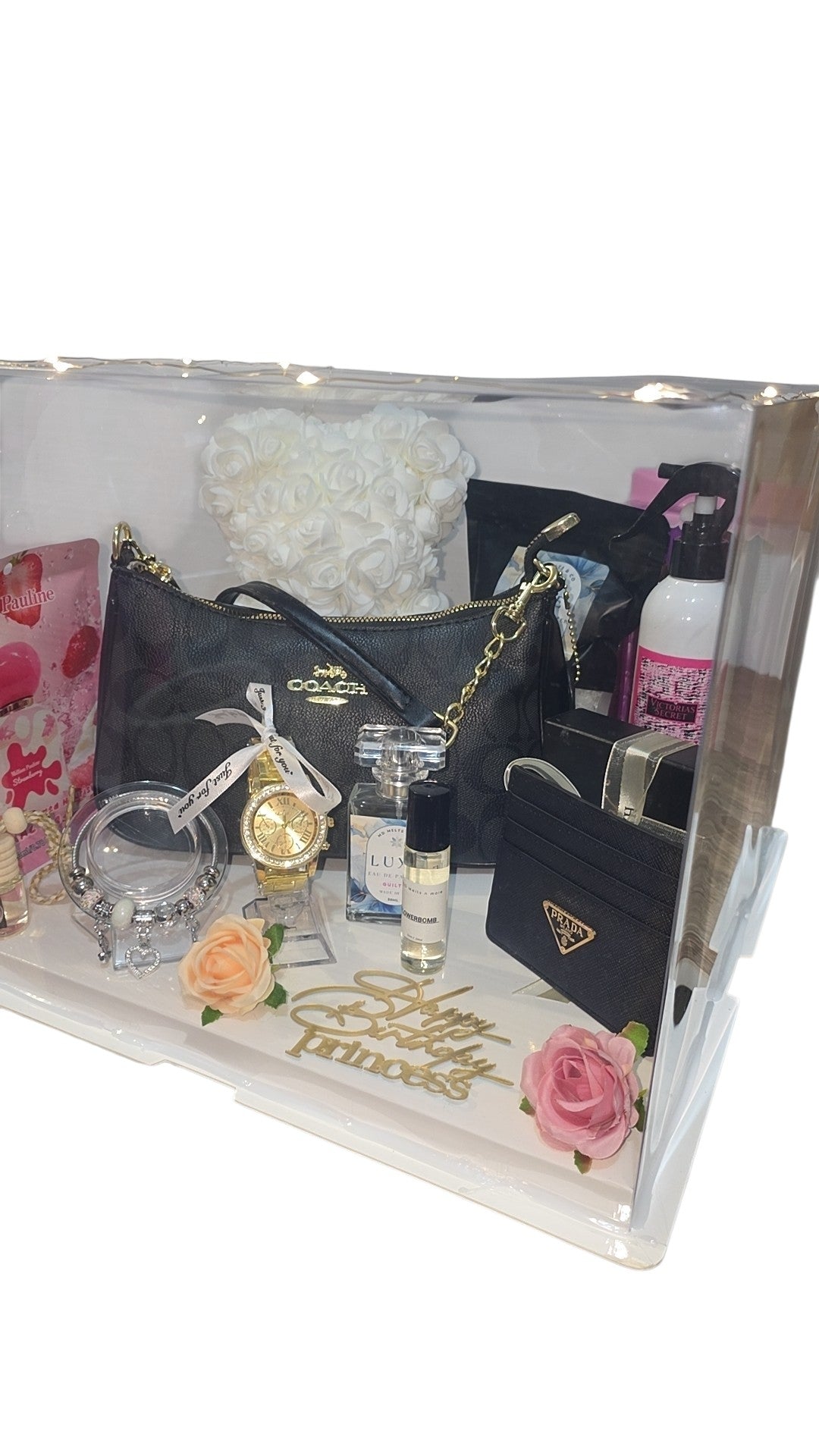 The Chic Essentials Box